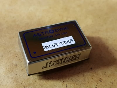 MKC03-12D05 - CONVERTISSEUR DC / DC SORTIE 5V 250MA ENTREE 9-18VDC