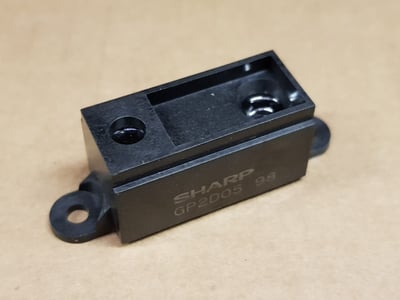 GP2D05 - Capteur Infrarouge de mesure de distance de Sortie 1 bit