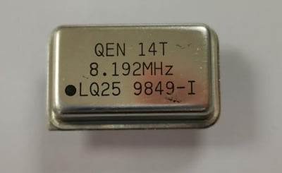 QEN14T-LQ25-8.192M - Oscillateur à quartz Dip14  8.192MHZ