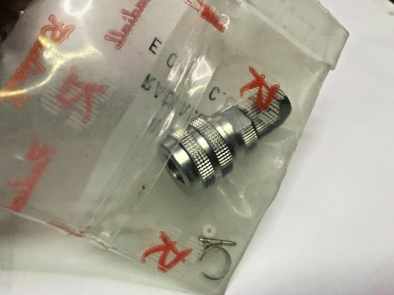 R225012000 - CONNECTEUR MINIQUICK DROIT 50 OHMS 4GHZ