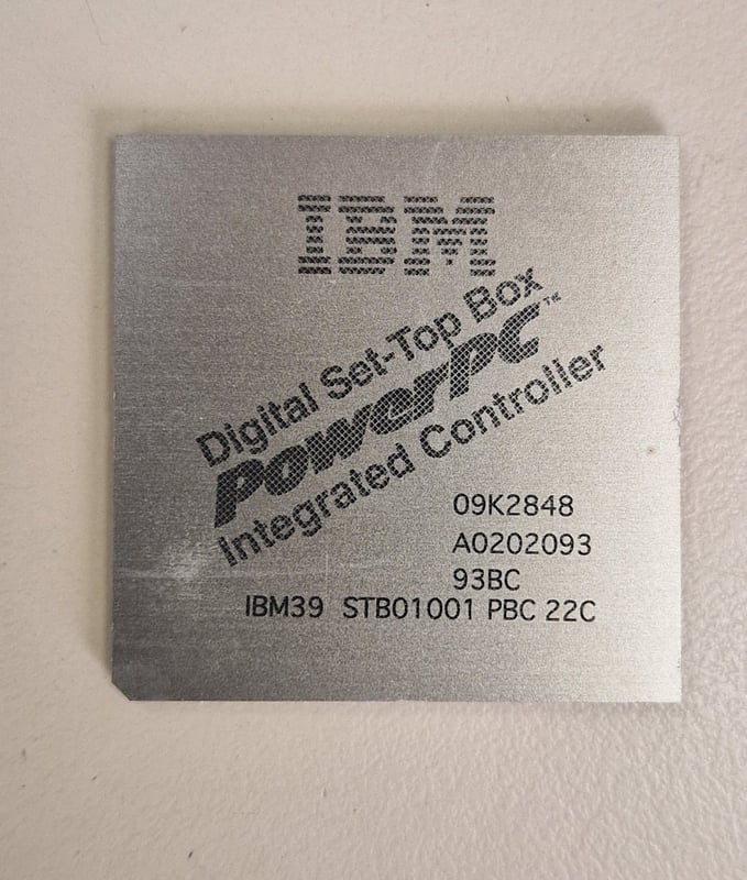 IBM39 STB01001 IBM PowerPC "Digital Set-Top Box Integrated Controller 09K2848 Ceramique