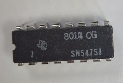 SN5475J - verrou bistable 4 bits (fonction 7475), céramique 16 broches, militaire -