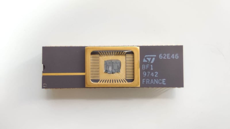 ST62E46BF1 - 8-BIT OTP/EPROM MCU WITH LCD DRIVER, EEPROM AND A/D CONVERTER