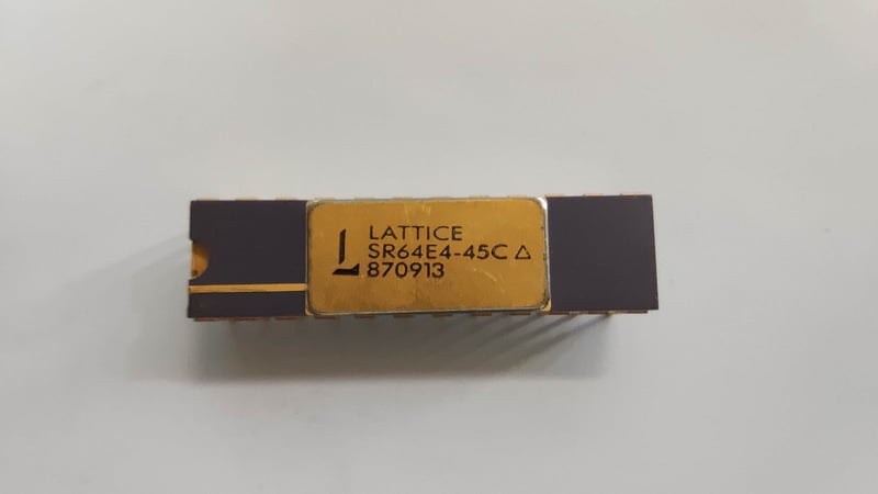 SR64E4-45C - CIRCUIT INTEGRE, CERAMIQUE, DIP24