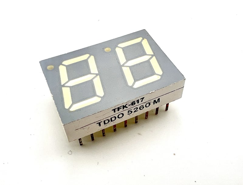TDDO5260 - AFFICHEUR LED ORANGE DOUBLE 7 SEGMENTS