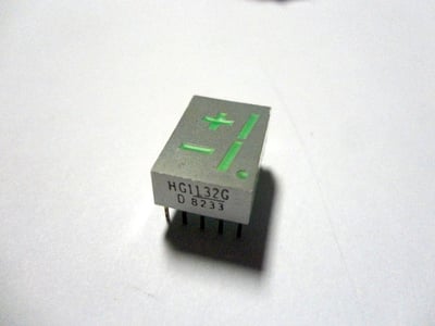 HG1132G - AFFICHEUR LED +/-1 SEGMENT VERT