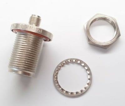 R191332000 - ADAPTATEUR N F-SMA F BHDP